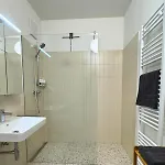 Isaak Loewenbau E2-w05 Apartmán *