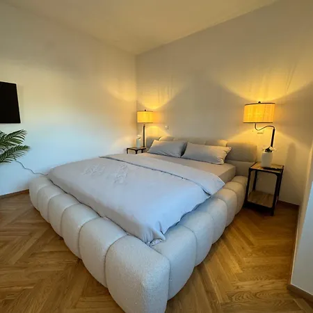 Isaak Loewenbau E2-w05 瓦尔茨胡特·田根