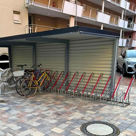 Isaak Loewenbau E2-w05 公寓